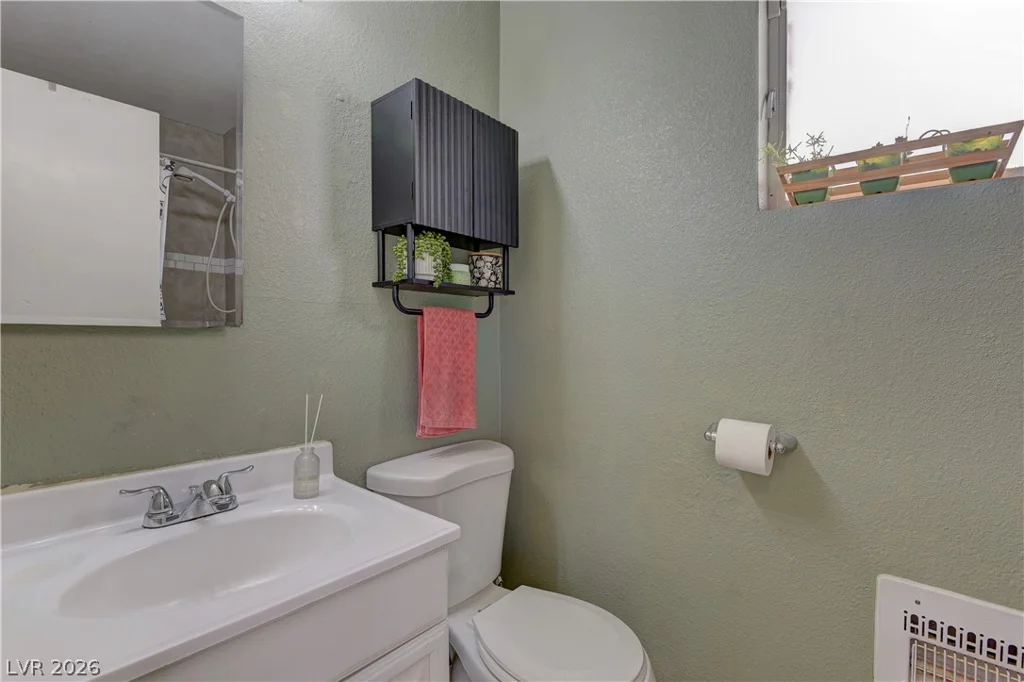 5408 Flower, Las Vegas, NV 89107