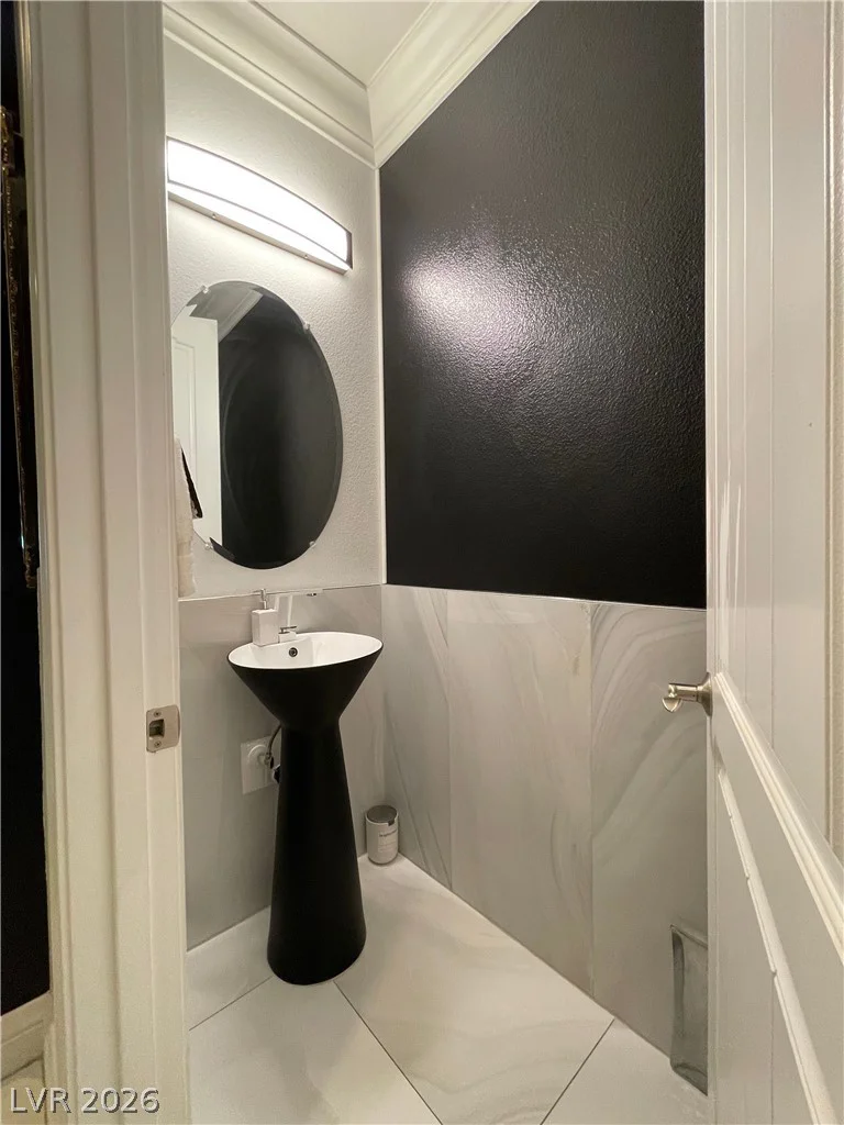 30 Via Vasari, Henderson, NV 89011