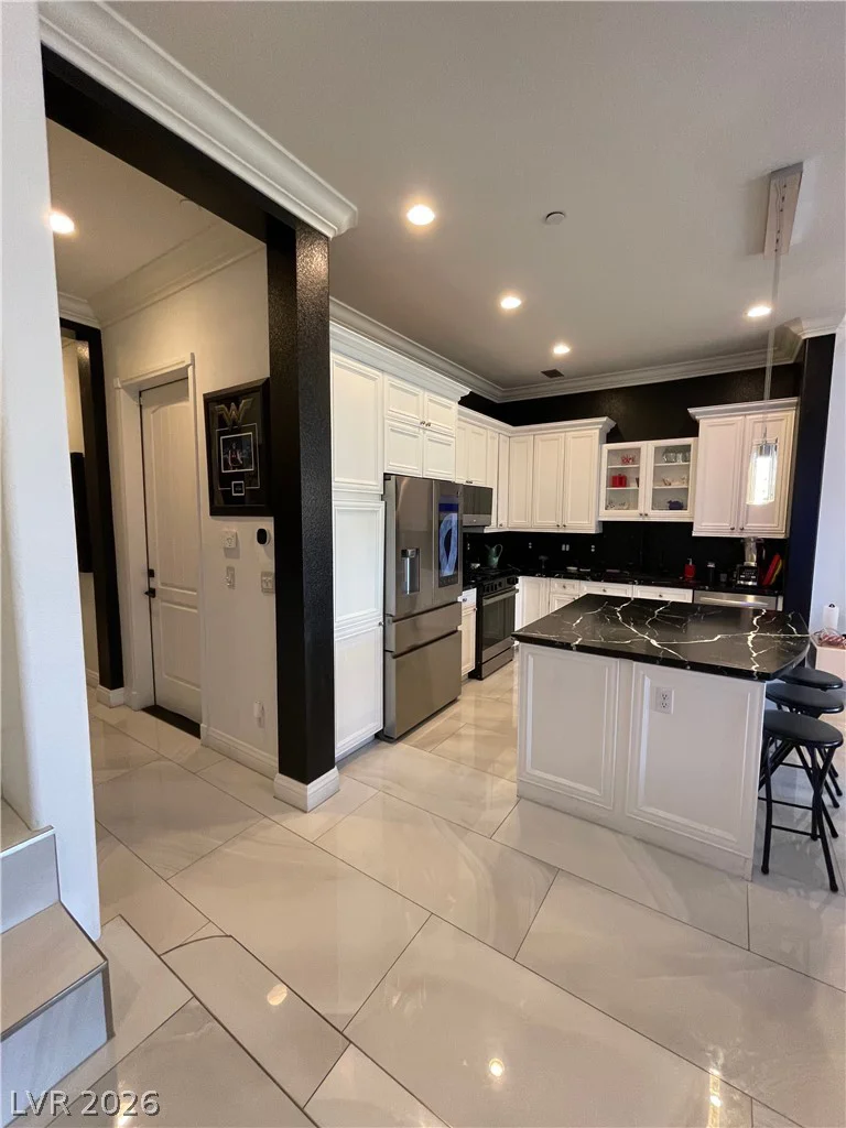 30 Via Vasari, Henderson, NV 89011