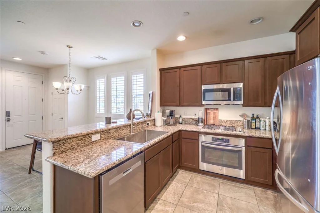 11396 Ogden Mills, Las Vegas, NV 89135