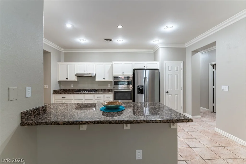 1924 Summer Pine, Las Vegas, NV 89134