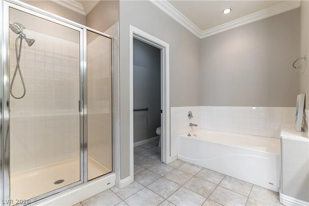 1924 Summer Pine, Las Vegas, NV 89134