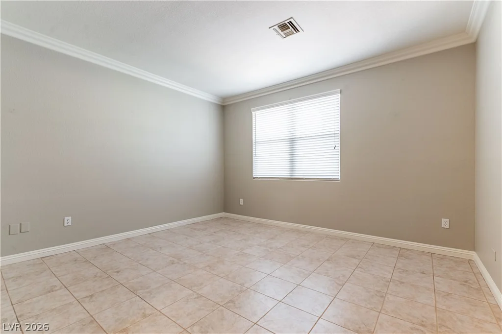 1924 Summer Pine, Las Vegas, NV 89134