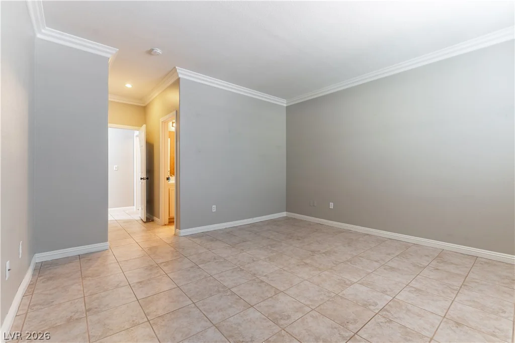 1924 Summer Pine, Las Vegas, NV 89134
