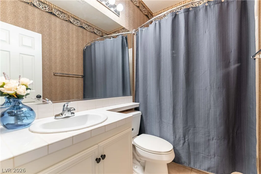 1924 Summer Pine, Las Vegas, NV 89134