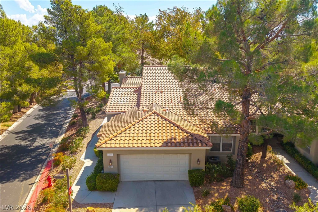 1924 Summer Pine, Las Vegas, NV 89134