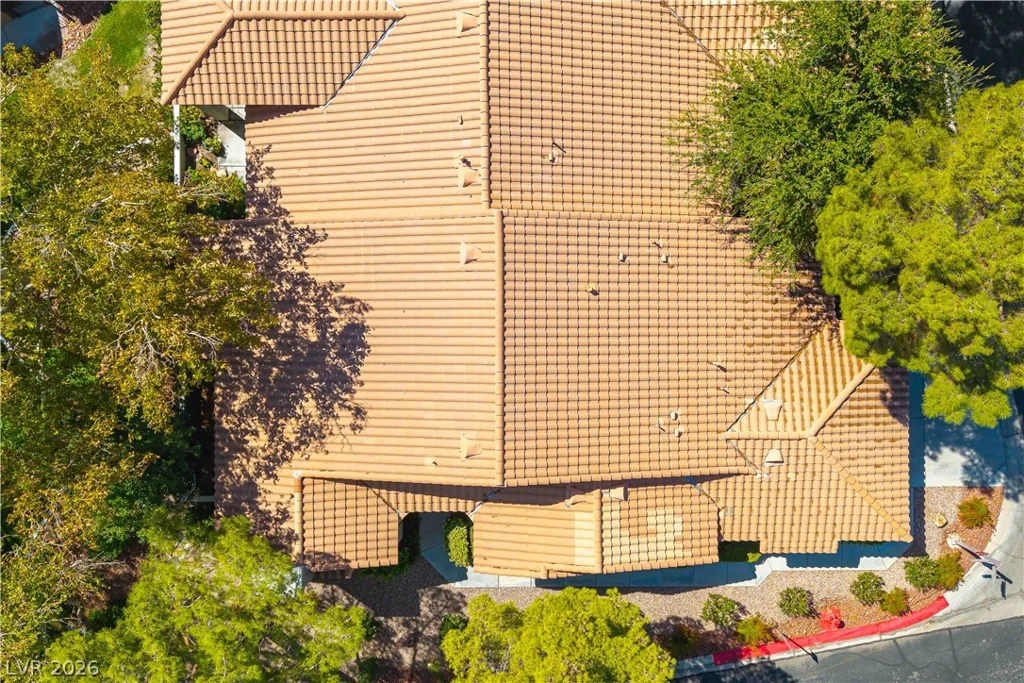 1924 Summer Pine, Las Vegas, NV 89134
