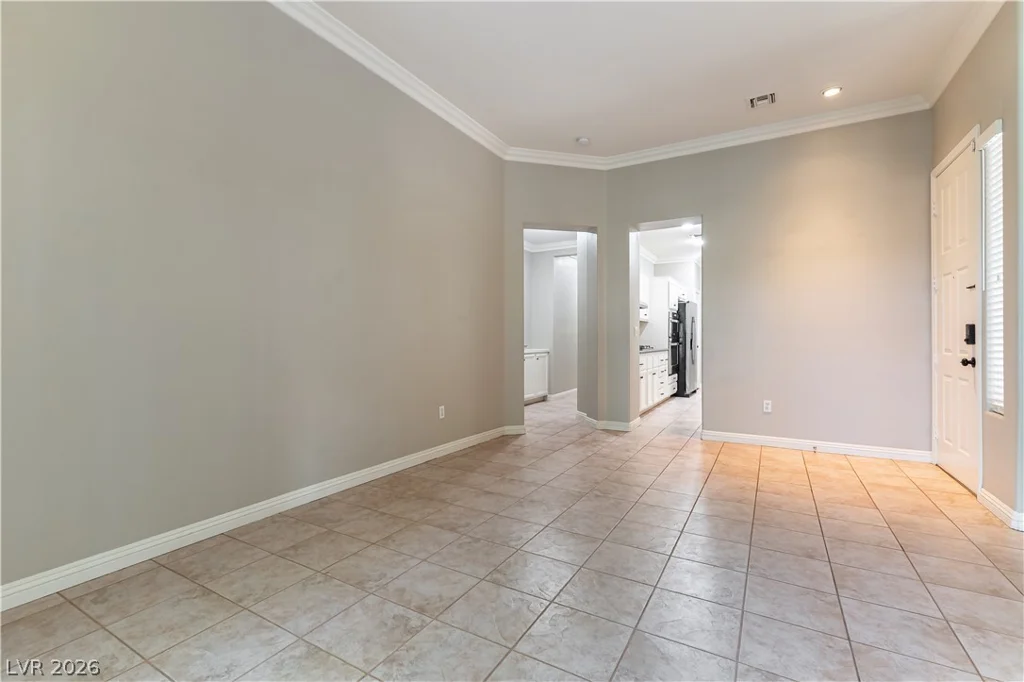 1924 Summer Pine, Las Vegas, NV 89134