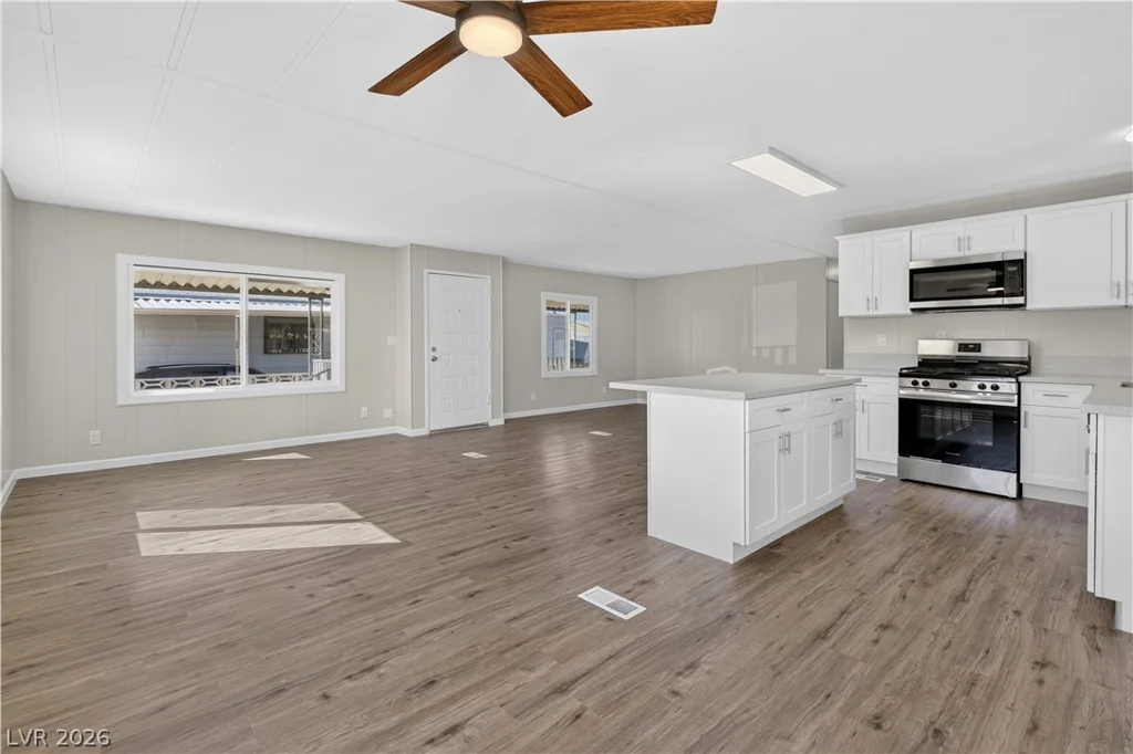 3355 Haleakala, Las Vegas, NV 89122