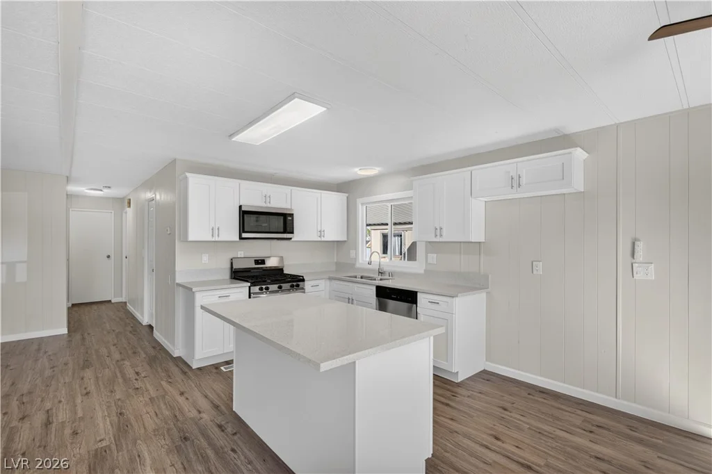 3355 Haleakala, Las Vegas, NV 89122