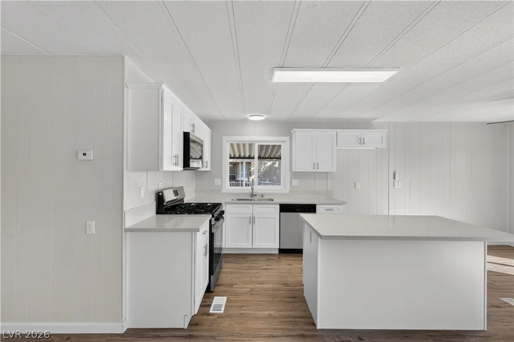 3355 Haleakala, Las Vegas, NV 89122