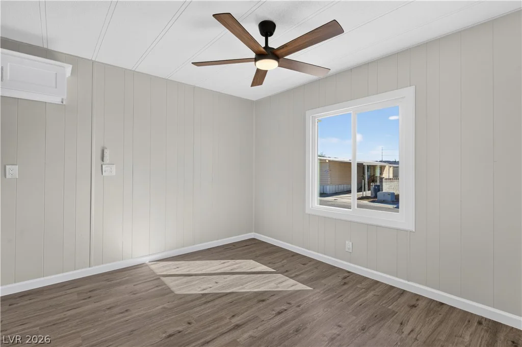 3355 Haleakala, Las Vegas, NV 89122