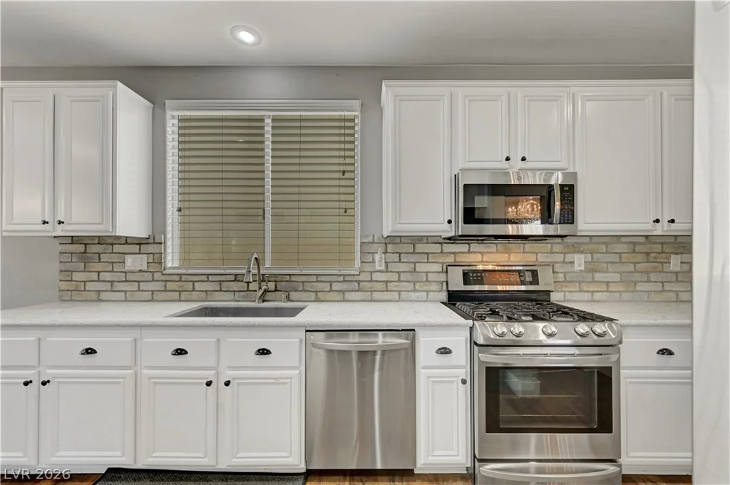 8716 Melissa Meadows, Las Vegas, NV 89131