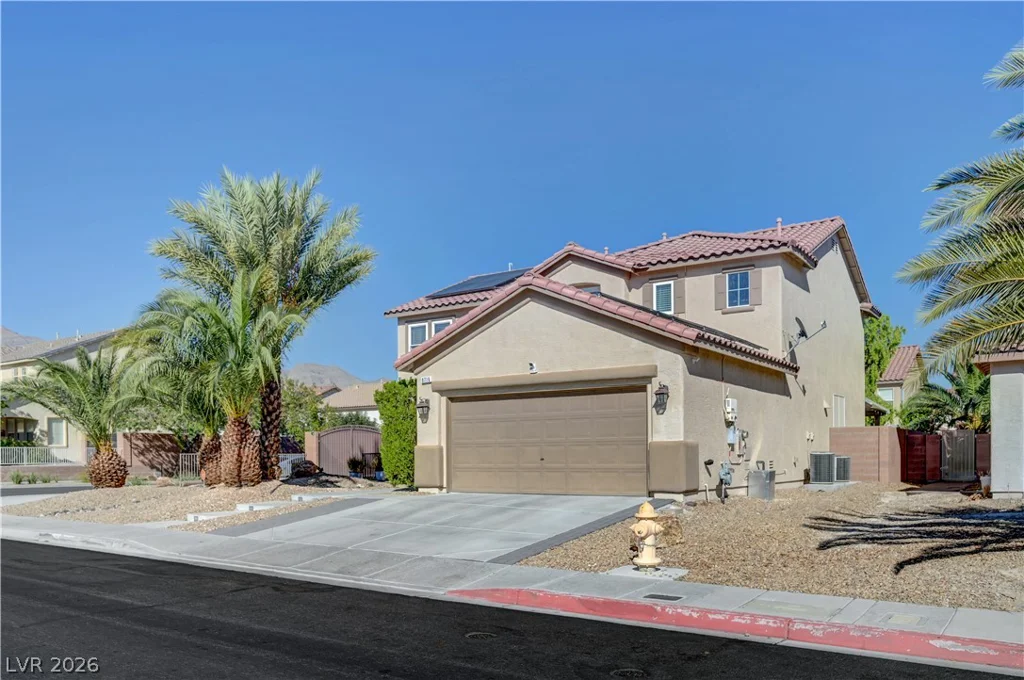 8716 Melissa Meadows, Las Vegas, NV 89131