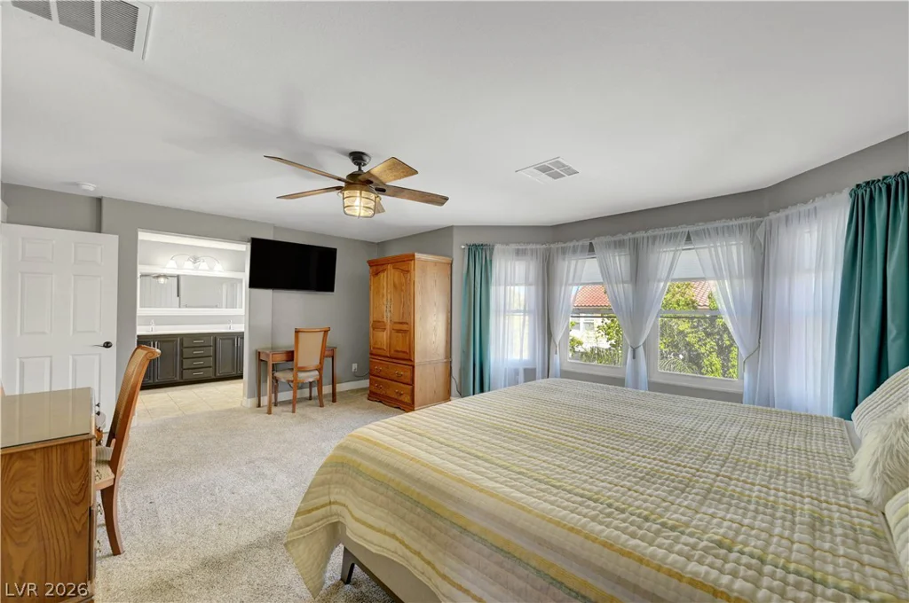 8716 Melissa Meadows, Las Vegas, NV 89131