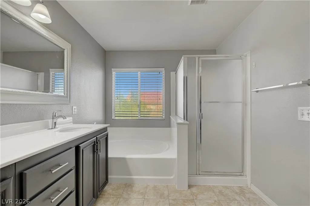 8716 Melissa Meadows, Las Vegas, NV 89131