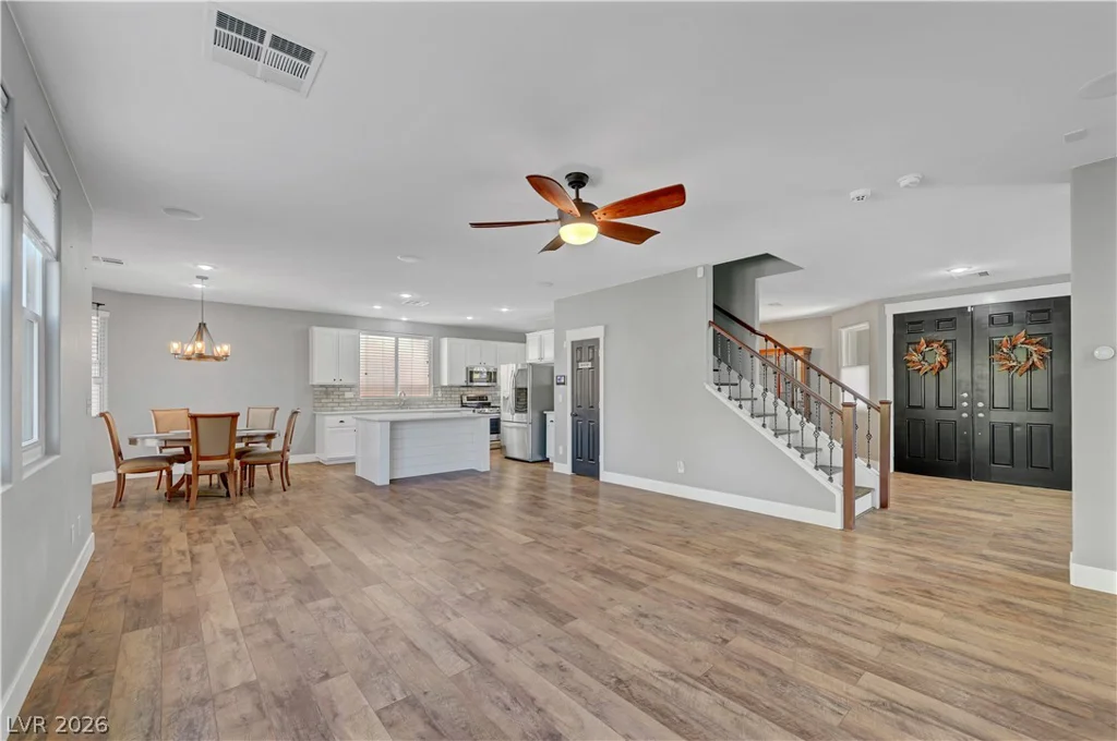 8716 Melissa Meadows, Las Vegas, NV 89131