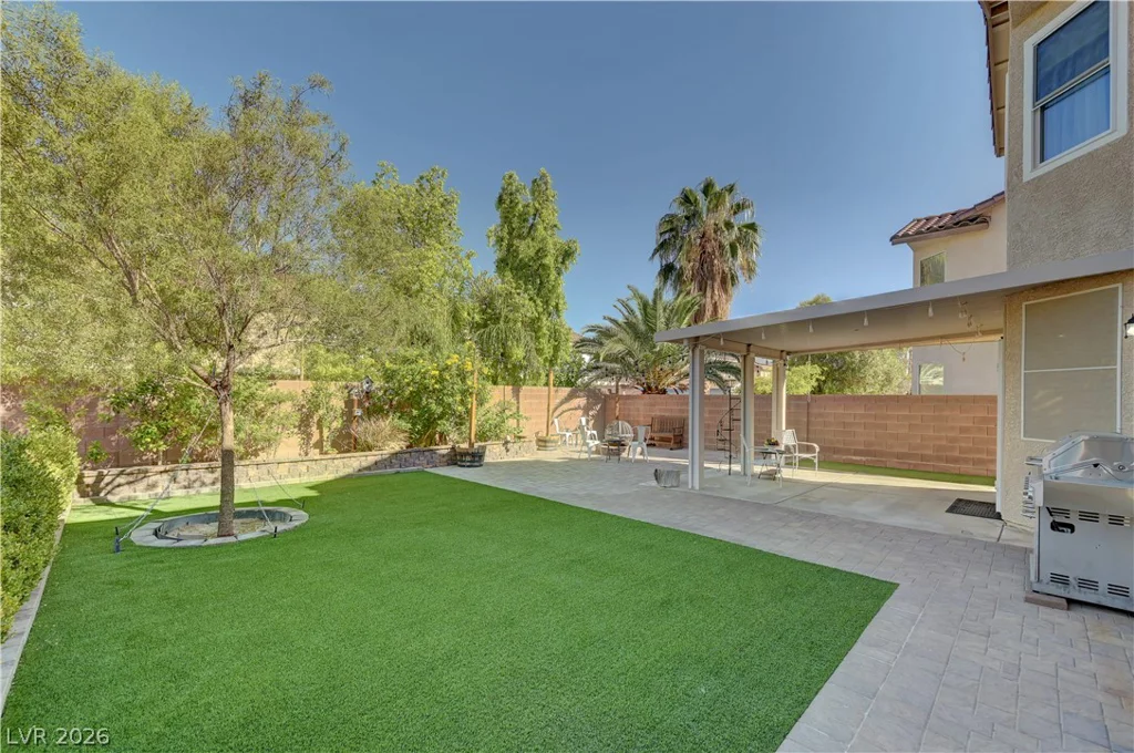 8716 Melissa Meadows, Las Vegas, NV 89131