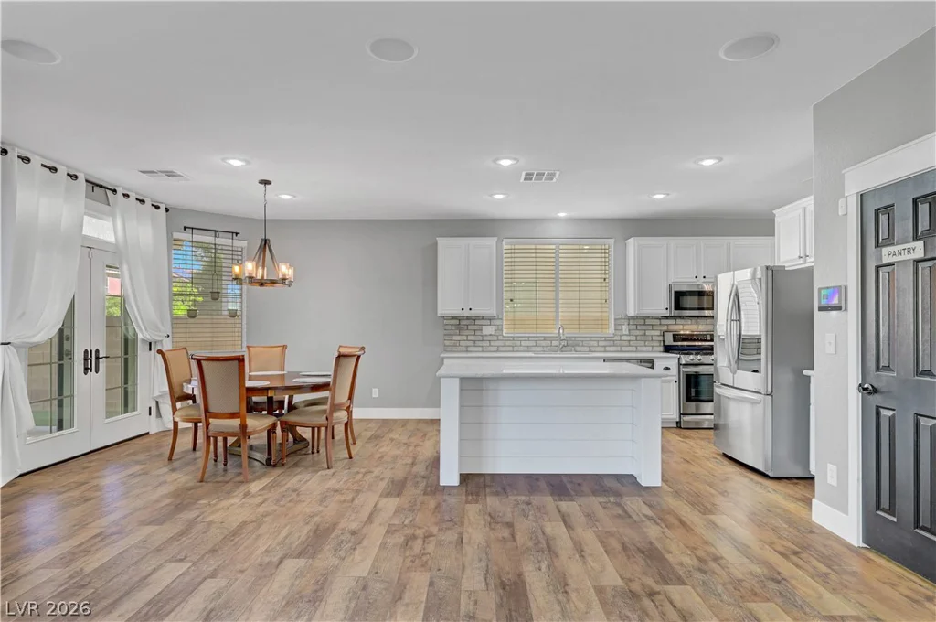 8716 Melissa Meadows, Las Vegas, NV 89131