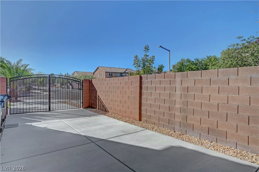 8716 Melissa Meadows, Las Vegas, NV 89131