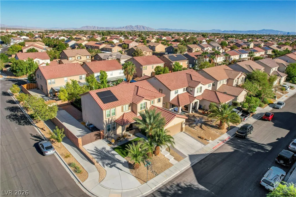8716 Melissa Meadows, Las Vegas, NV 89131