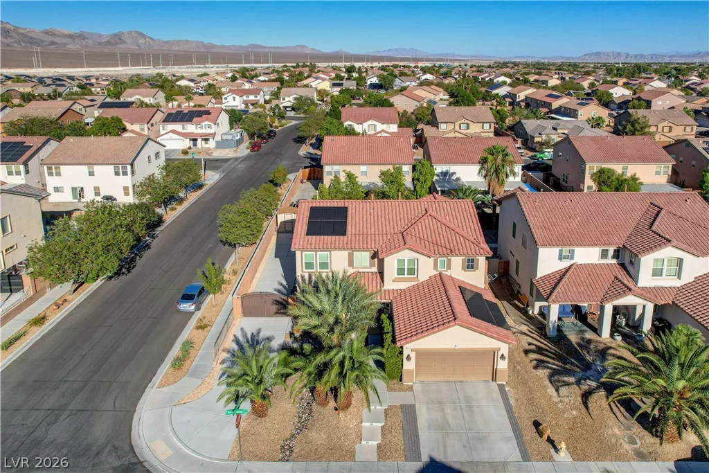 8716 Melissa Meadows, Las Vegas, NV 89131