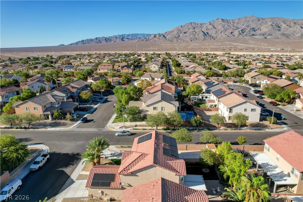 8716 Melissa Meadows, Las Vegas, NV 89131