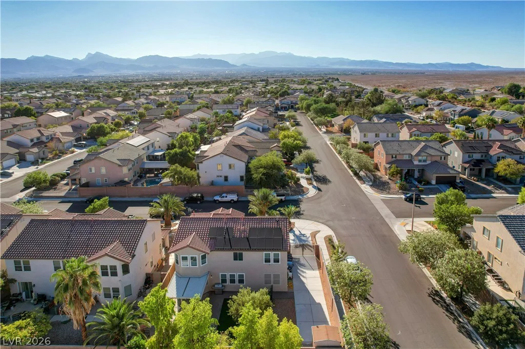 8716 Melissa Meadows, Las Vegas, NV 89131