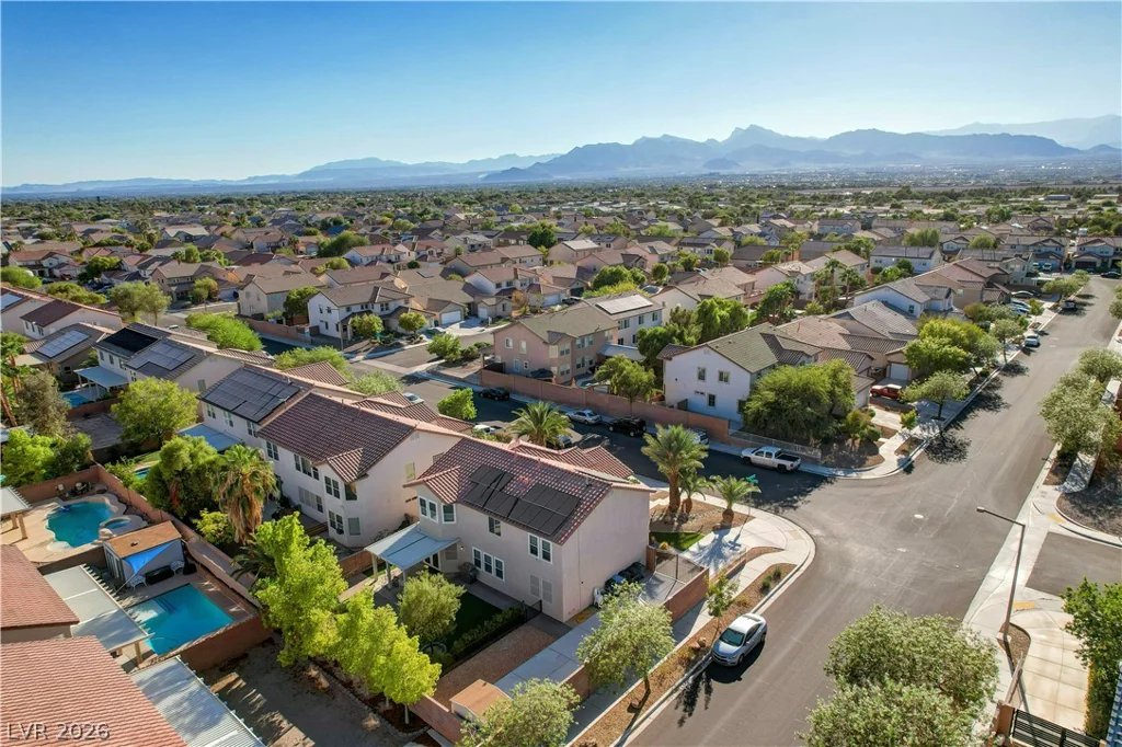 8716 Melissa Meadows, Las Vegas, NV 89131