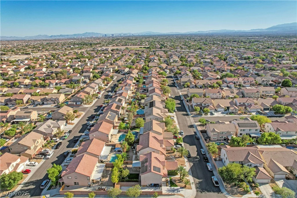 8716 Melissa Meadows, Las Vegas, NV 89131