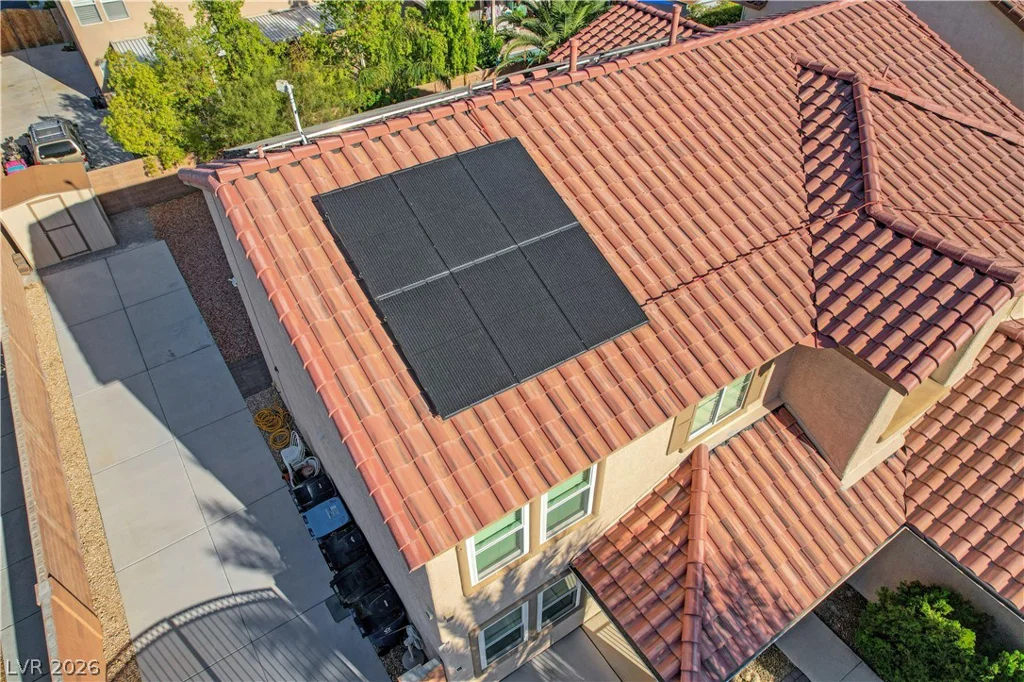 8716 Melissa Meadows, Las Vegas, NV 89131