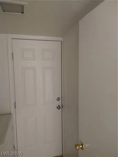 4760 Woodridge, Las Vegas, NV 89121