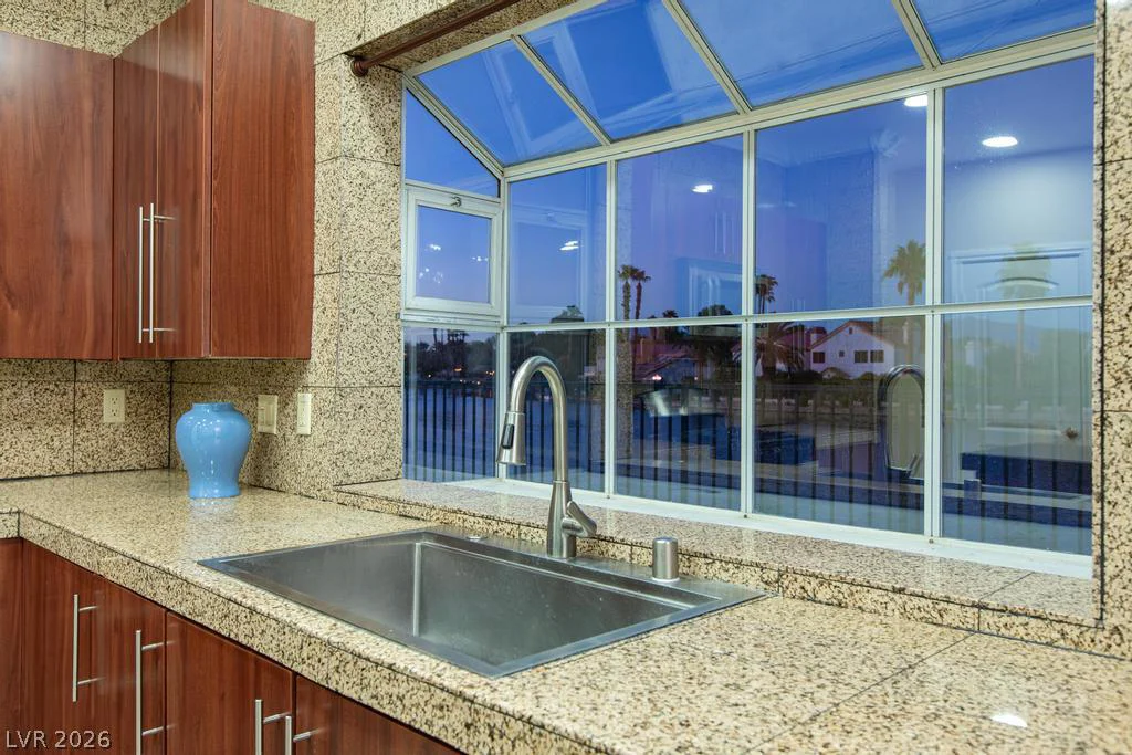 2960 Sun Lake, Las Vegas, NV 89128