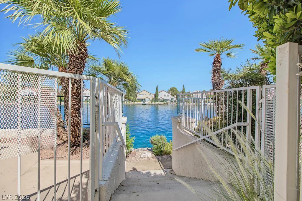 2960 Sun Lake, Las Vegas, NV 89128