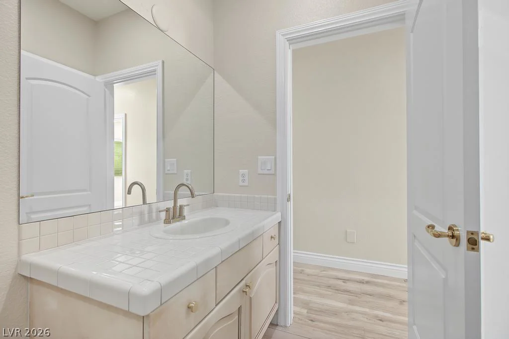 2960 Sun Lake, Las Vegas, NV 89128