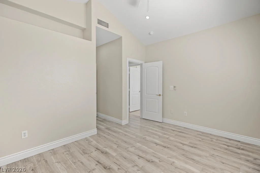 2960 Sun Lake, Las Vegas, NV 89128