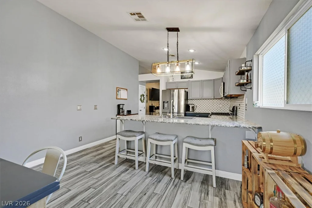712 Maccabe, Las Vegas, NV 89123