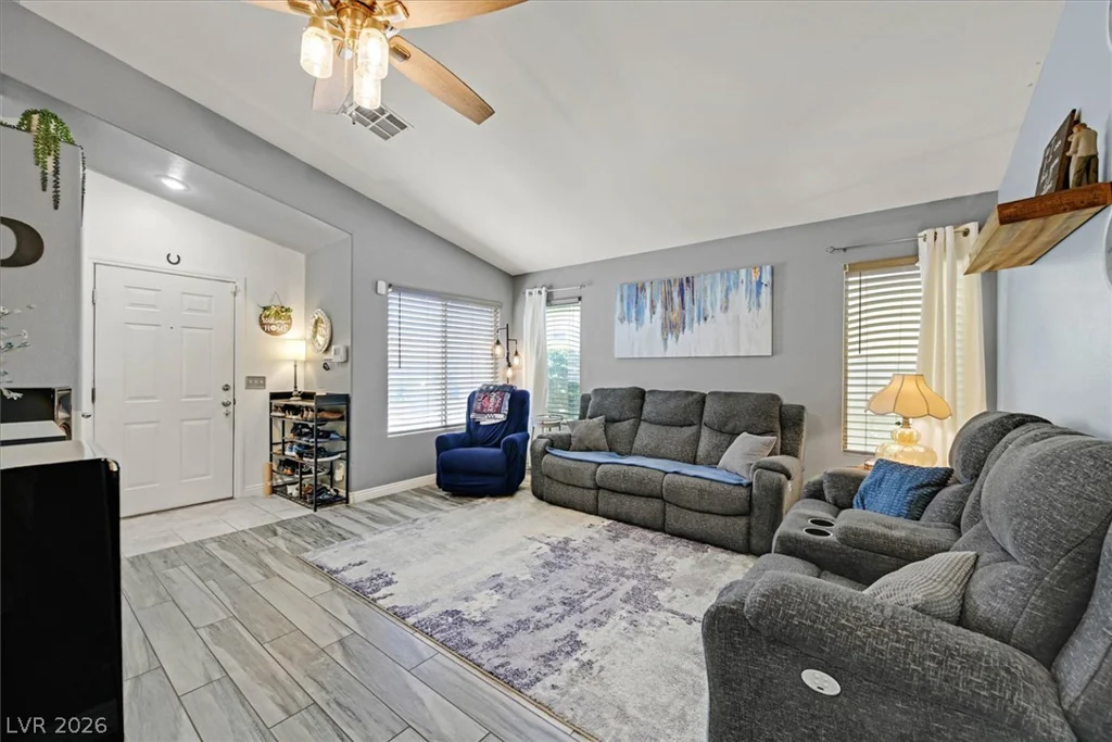 712 Maccabe, Las Vegas, NV 89123