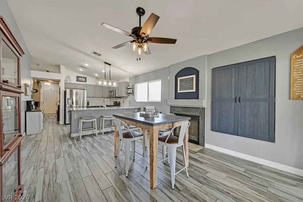 712 Maccabe, Las Vegas, NV 89123