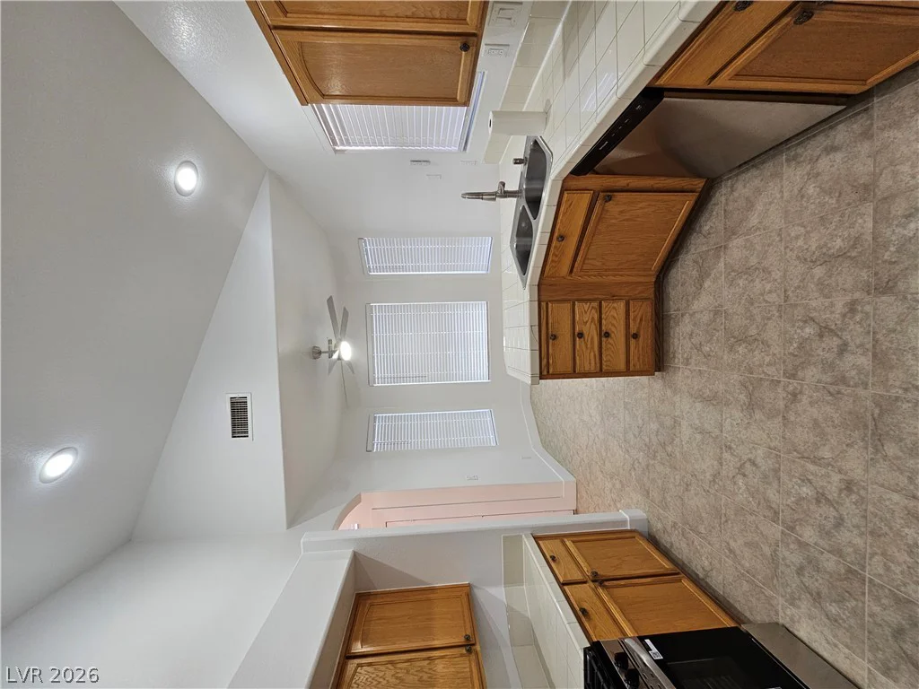 3816 Conough, Las Vegas, NV 89129