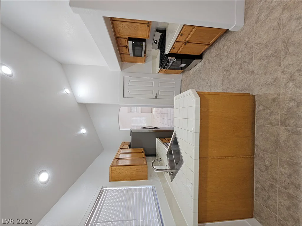 3816 Conough, Las Vegas, NV 89129