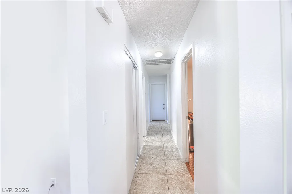 6146 Cedarwood, Las Vegas, NV 89103