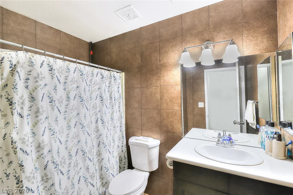 6146 Cedarwood, Las Vegas, NV 89103