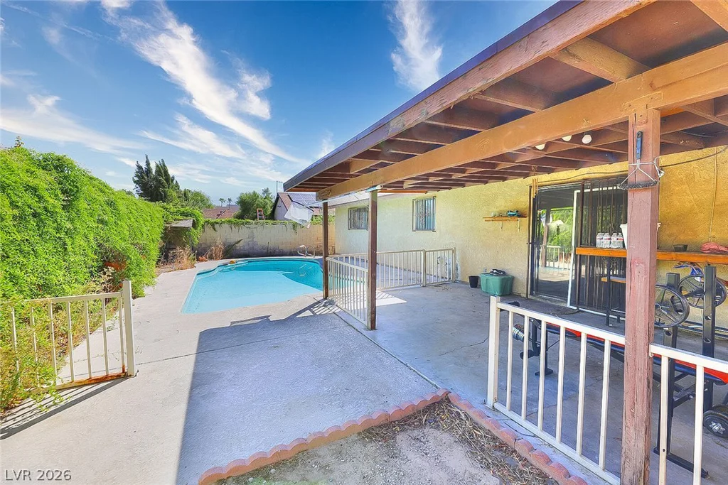 6146 Cedarwood, Las Vegas, NV 89103