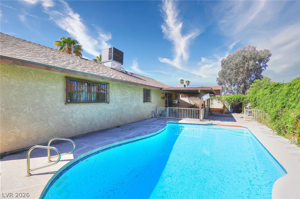 6146 Cedarwood, Las Vegas, NV 89103