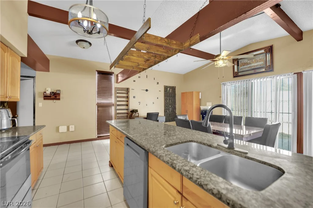 500 Recco, North Las Vegas, NV 89030