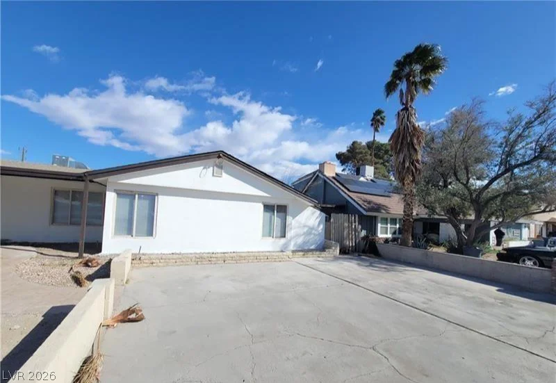 1710 Shadow Mountain, Las Vegas, NV 89108