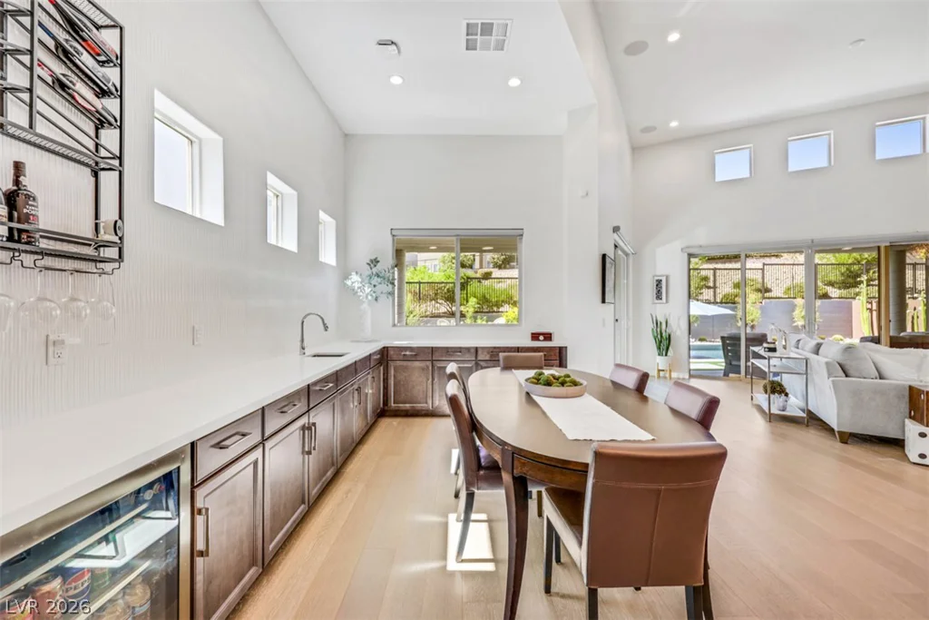 6091 Willow Rock, Las Vegas, NV 89135