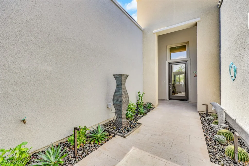 6091 Willow Rock, Las Vegas, NV 89135