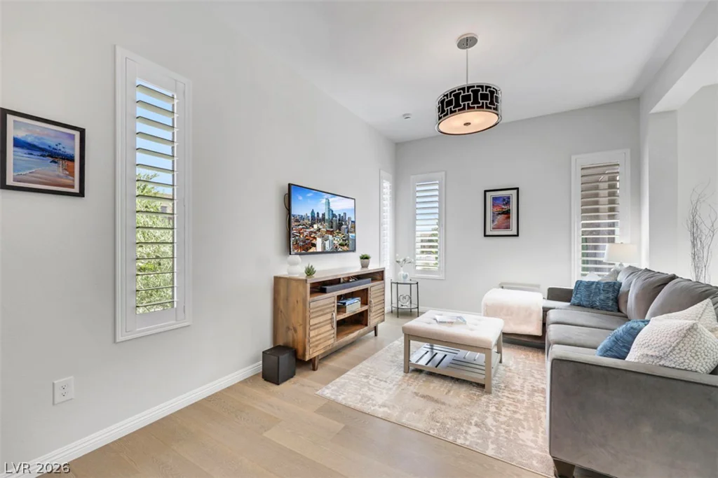 6091 Willow Rock, Las Vegas, NV 89135